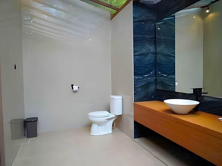 Imah Seniman Hotel 41/53