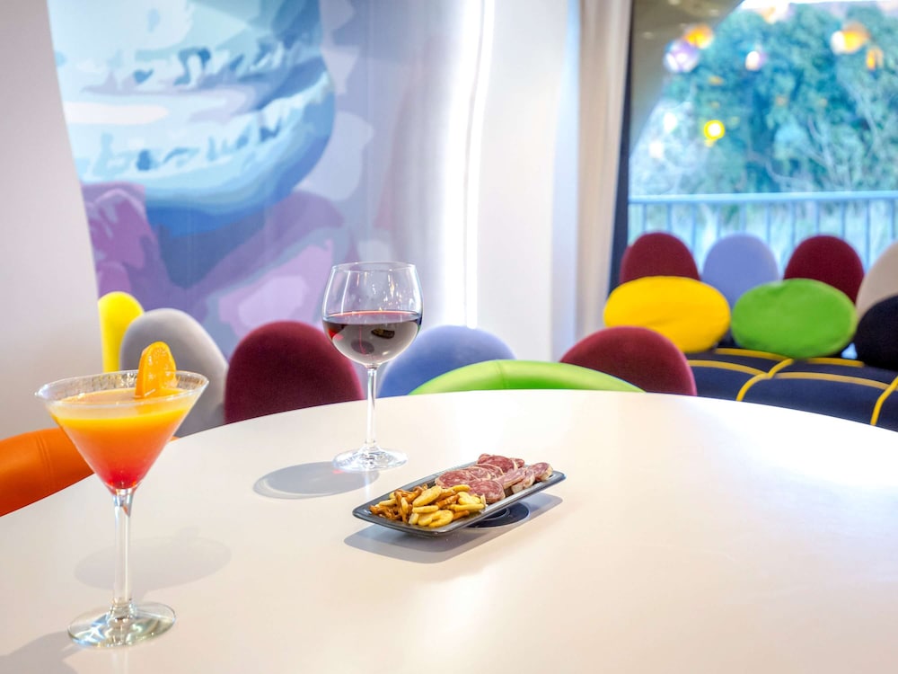 Ibis Styles Frejus Saint-Raphael 50/72