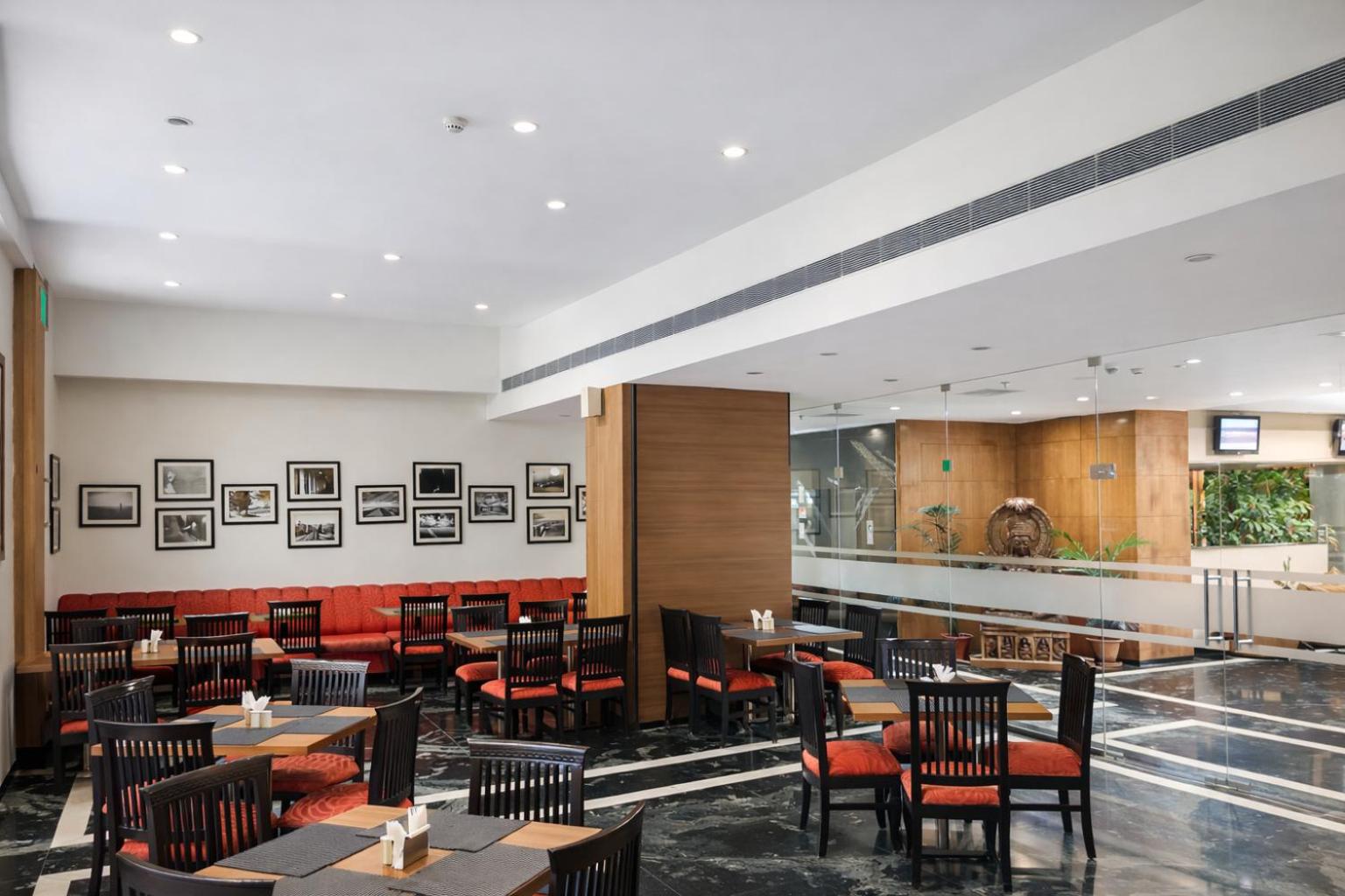 HOTEL LA FRANKLIN 19/38