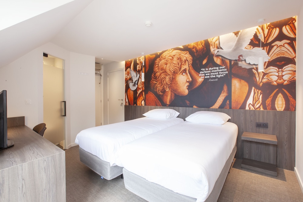 Hotel New Damshire 10/39