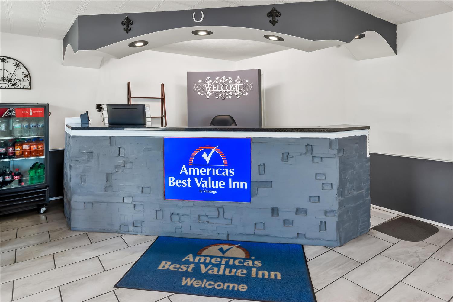 Americas Best Value Inn & Suites Williamstown 14/61