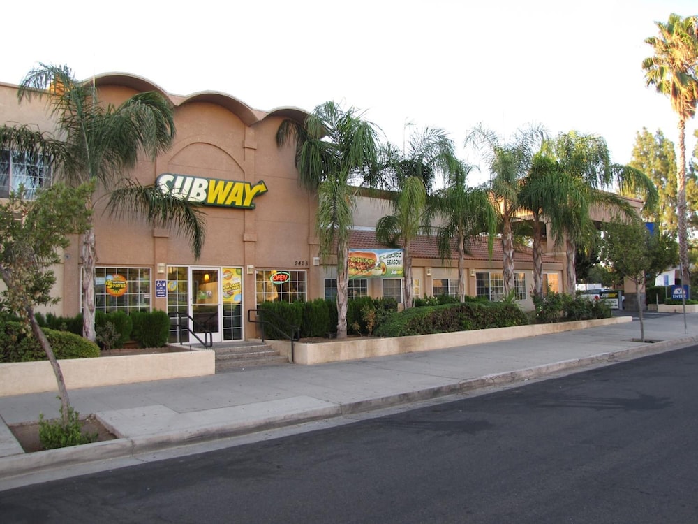 Dream Inn Fresno photo4