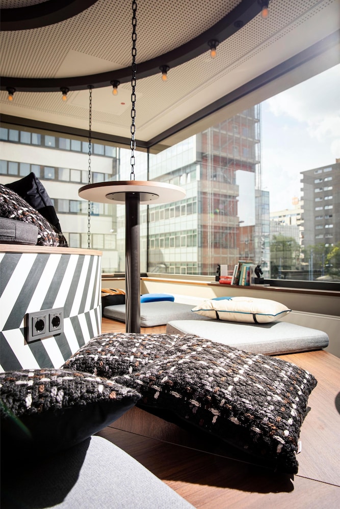 LOGINN Hotel Offenbach 49/54
