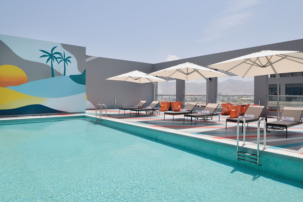 Aloft Muscat 44/47
