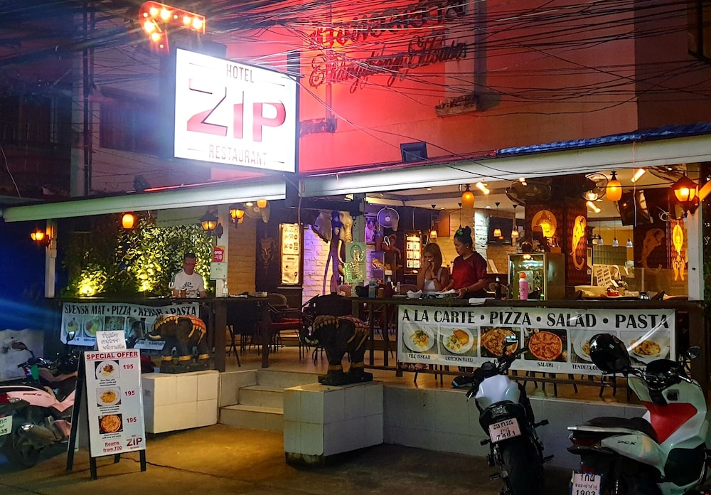 Zip Lounge And Apartments ( Ex. Zip Hotel & Bar) 2/36