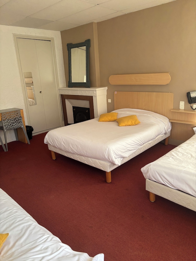 HOTEL L'ANGE COURONNÉ 8/17