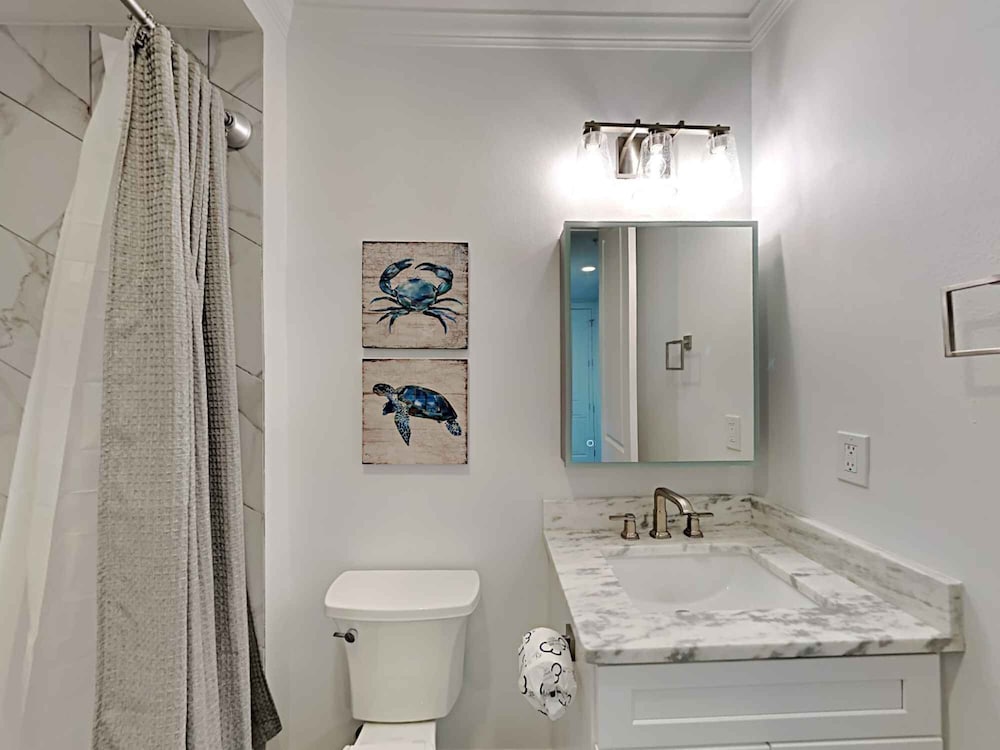 30 A Suites 78/79