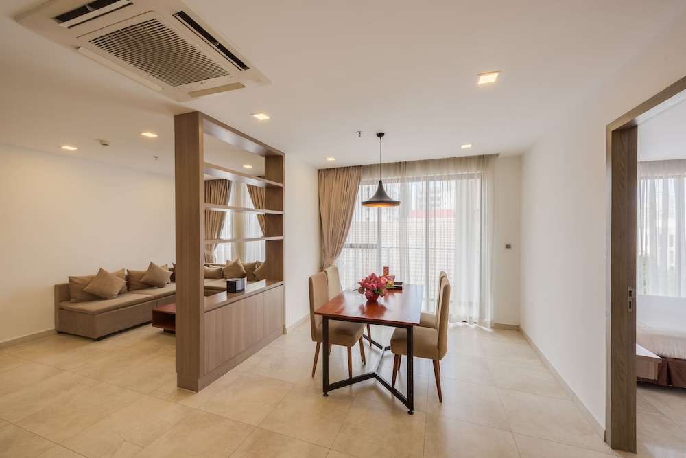 Mansion 51 Hotel & Apartment 45/67