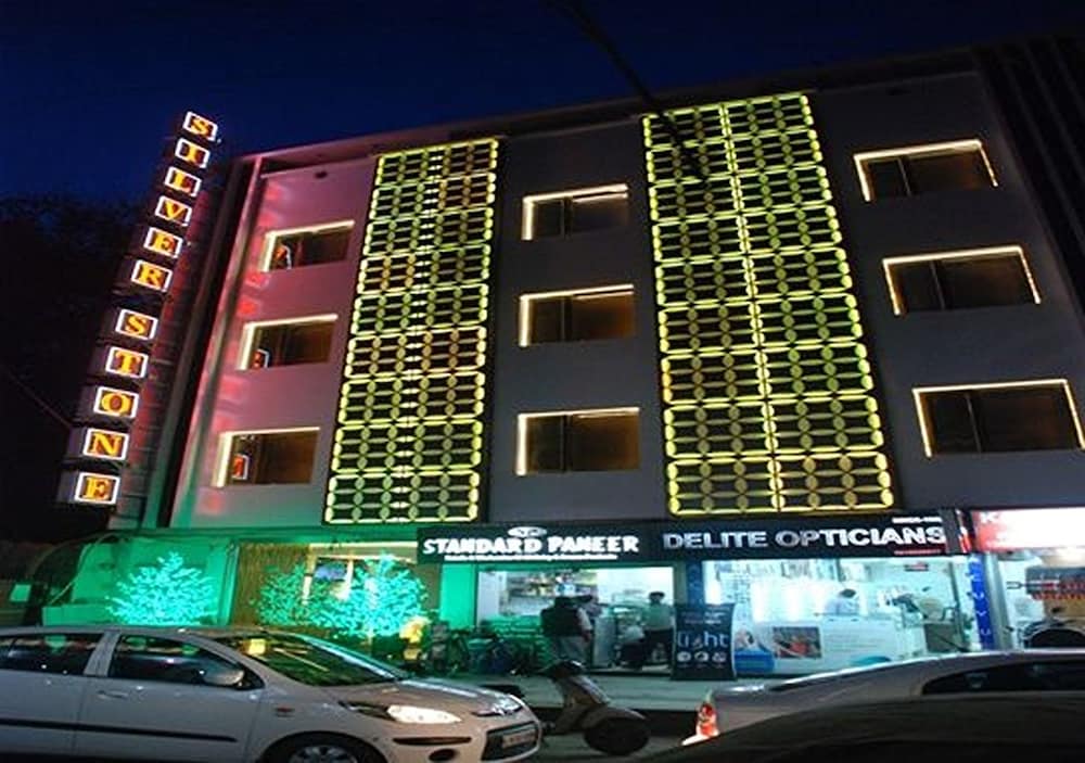 Hotel Silver Stone 2/56