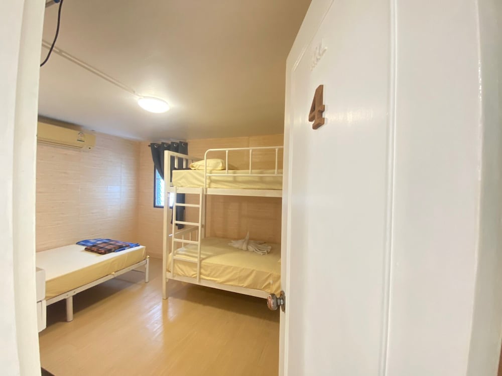 Steve Lady Hostel 28/44
