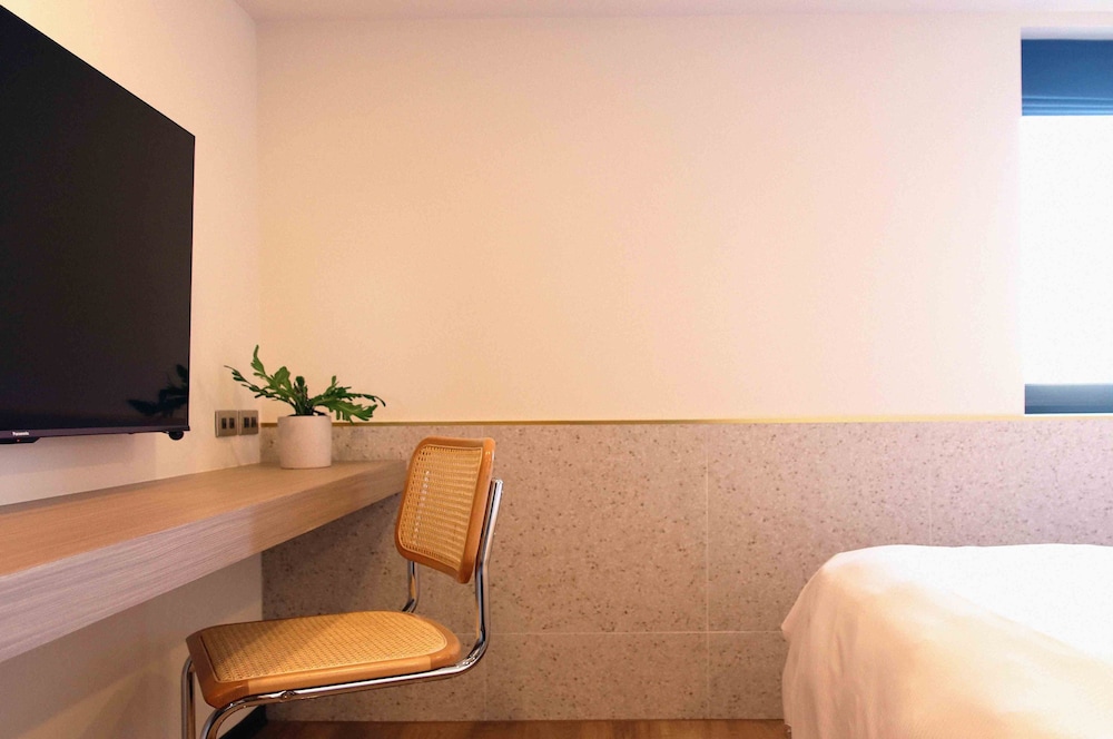 Kindness Hotel Yuanlin 13/50