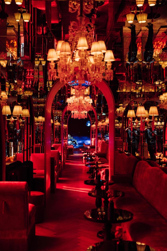 Sax Paris, LXR Hotels & Resorts 48/56
