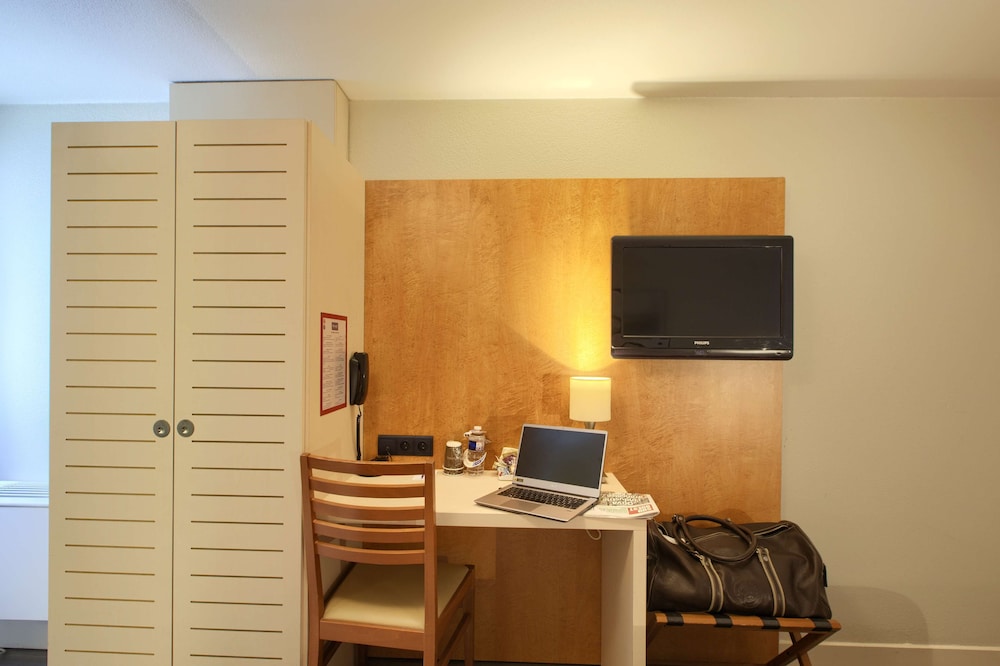 Hotel Kyriad Libourne - Saint Emilion 26/34