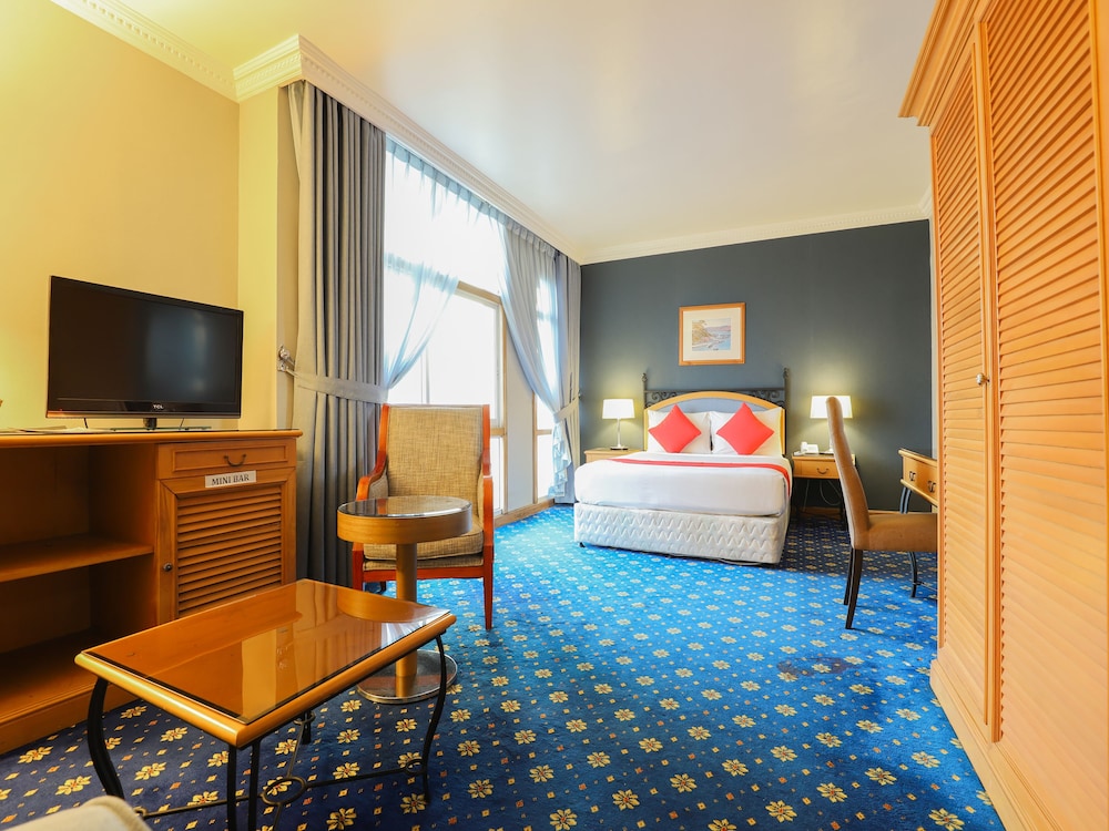 OYO 328 City Plaza Hotel 10/20