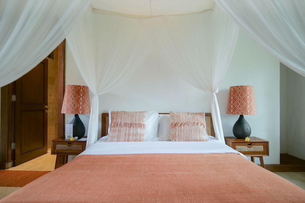 Room, Queen Bed, Ground Floor