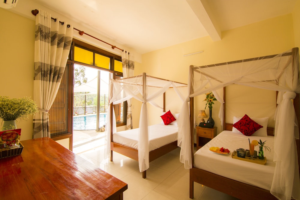 Phong Nha Lake House 52/74