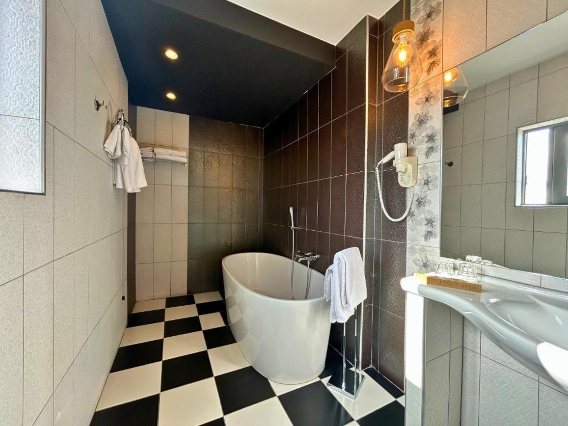 Areos Hotel 54/57