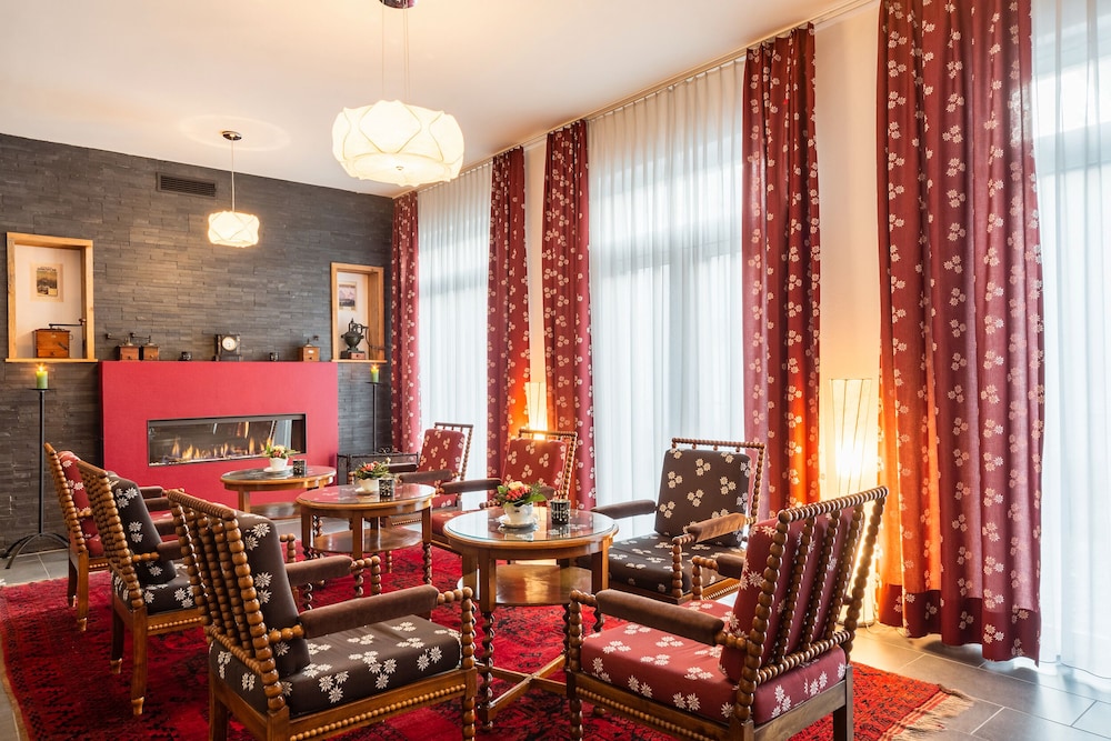 Carlton-Europe Vintage Adult Hotel 42/56