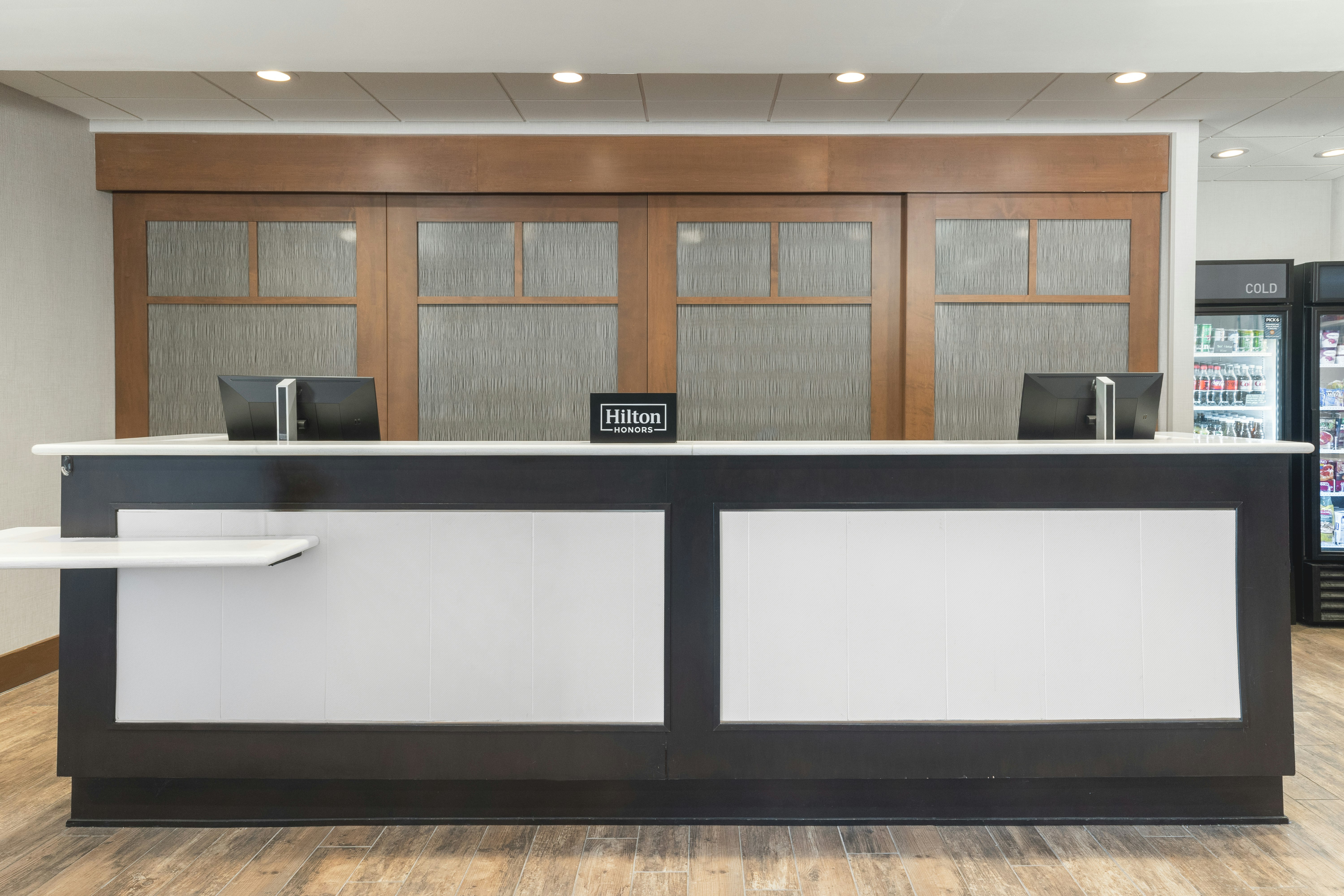 Homewood Suites By Hilton Wauwatosa Milwaukee 3/24