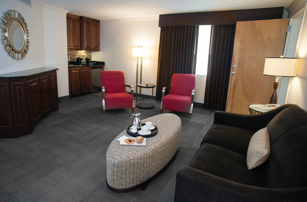 The University of Georgia Center for Continuing Education and Hotel 29/50