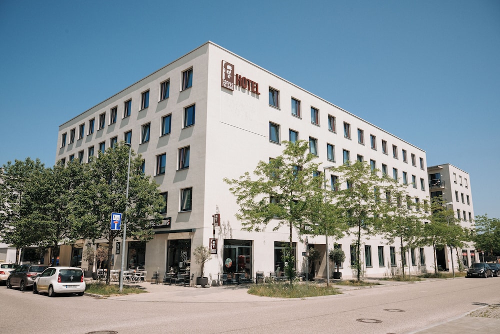 Coffee Fellows Hotel Munchen Freiham 79/82