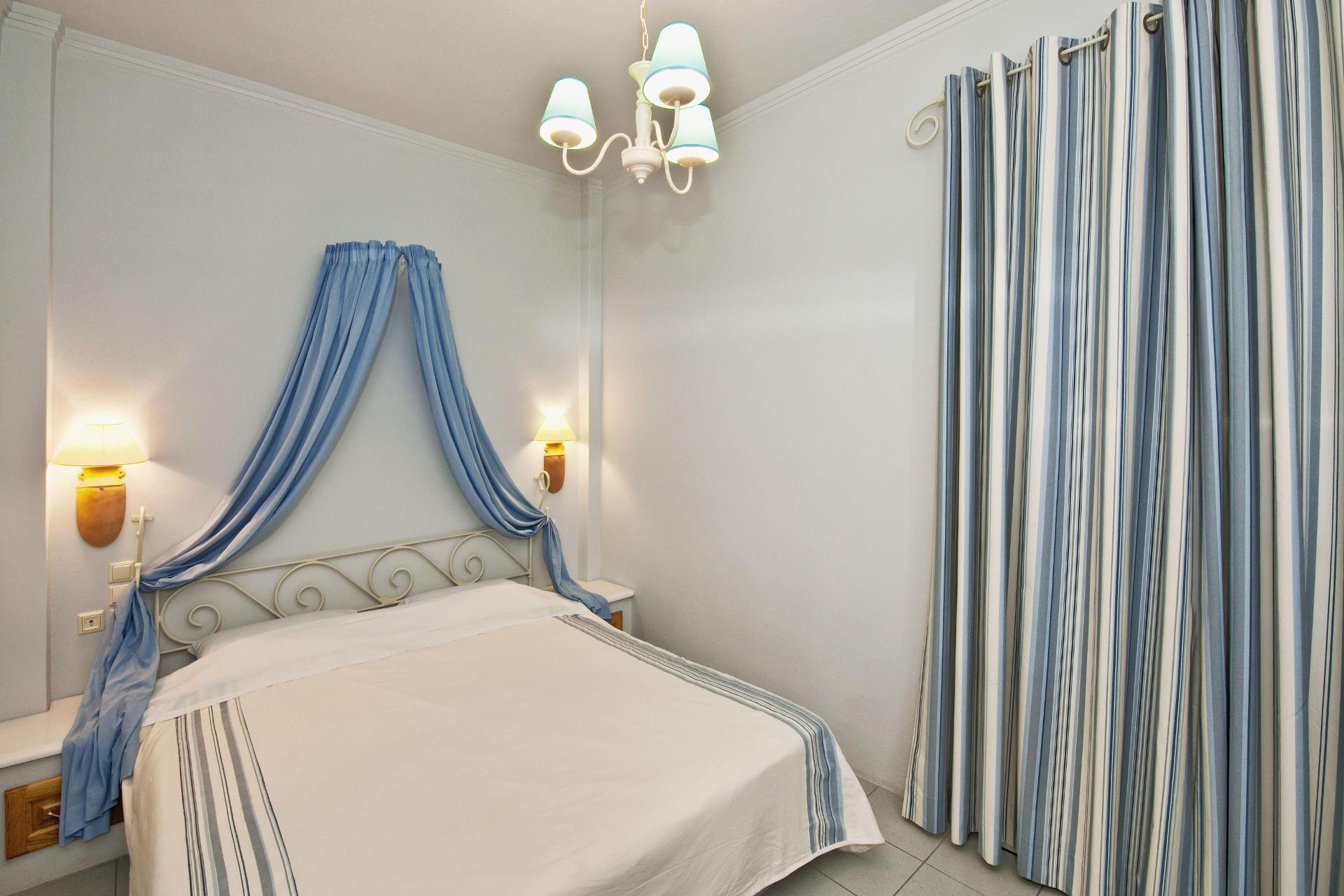 Room, Single