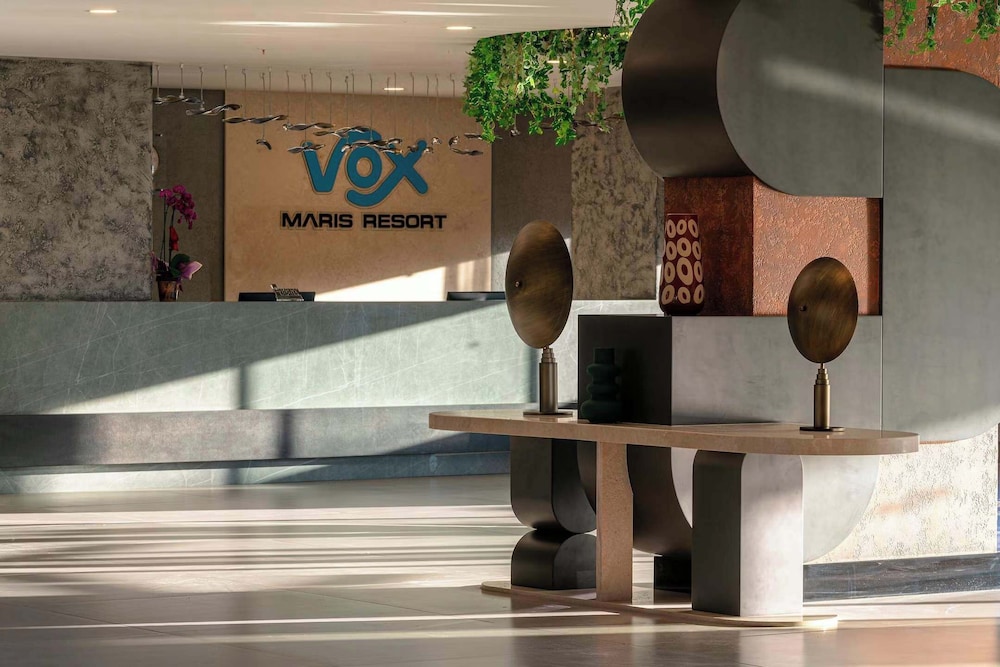 Vox Maris Resort 19/104