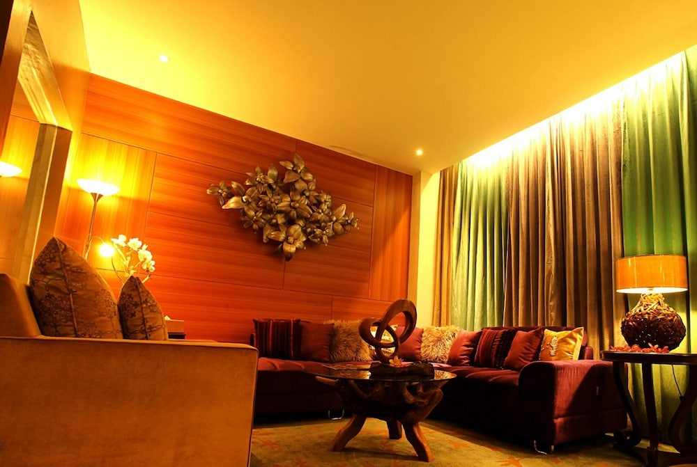 ROYAL ASNOF HOTEL 23/37