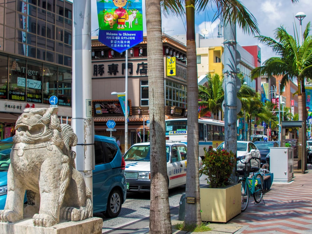 Apa Hotel Naha 55/60
