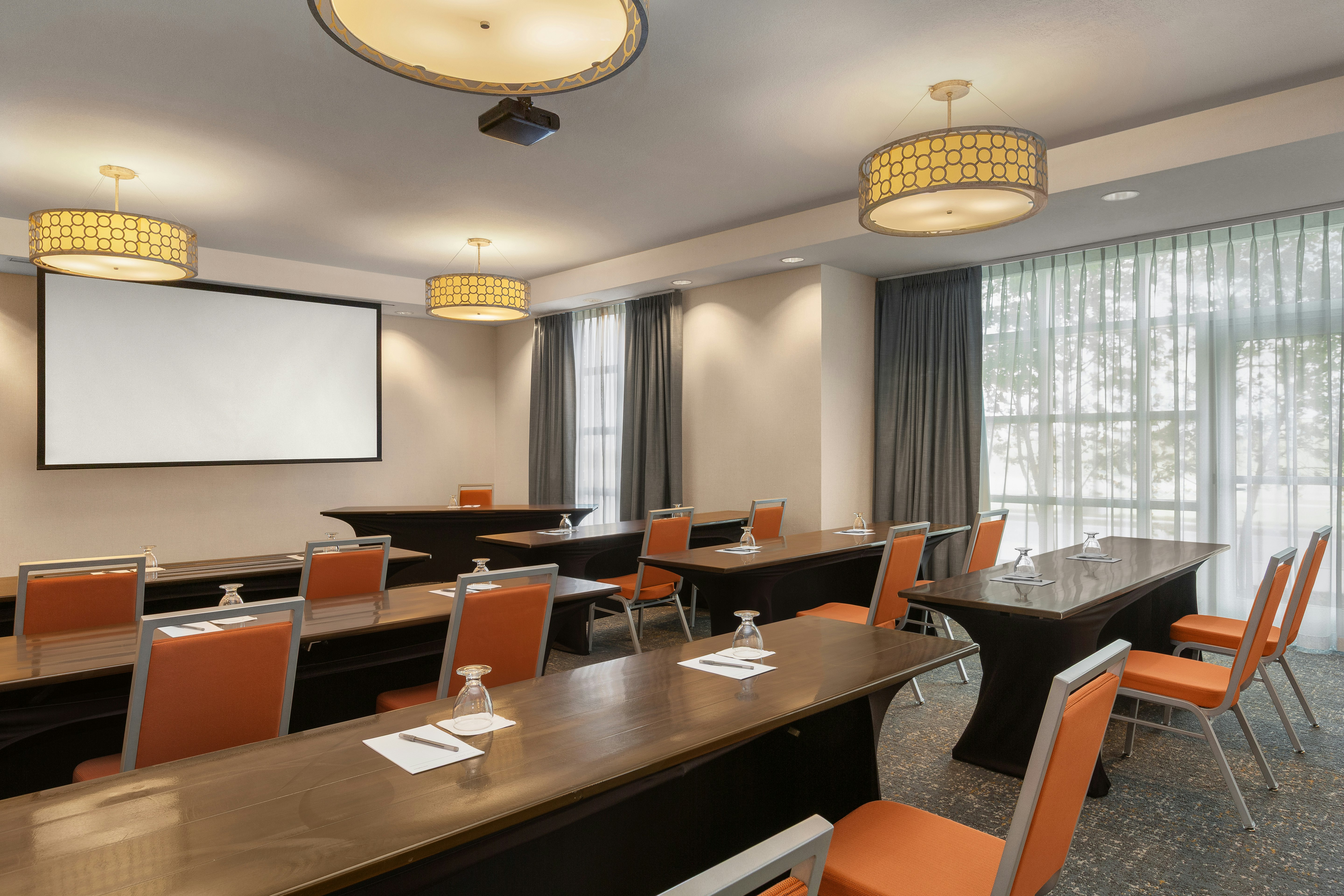 Hampton Inn By Hilton Calgary Airport North 51/58