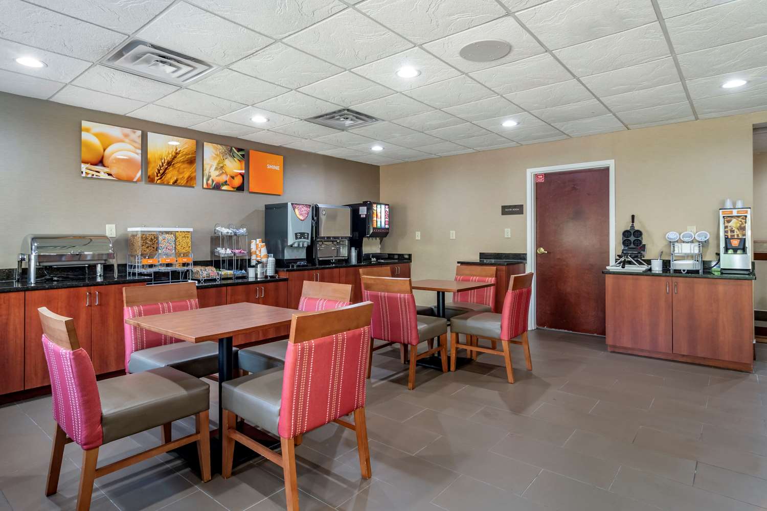 Comfort Suites Woodstock - Atlanta North 10/17