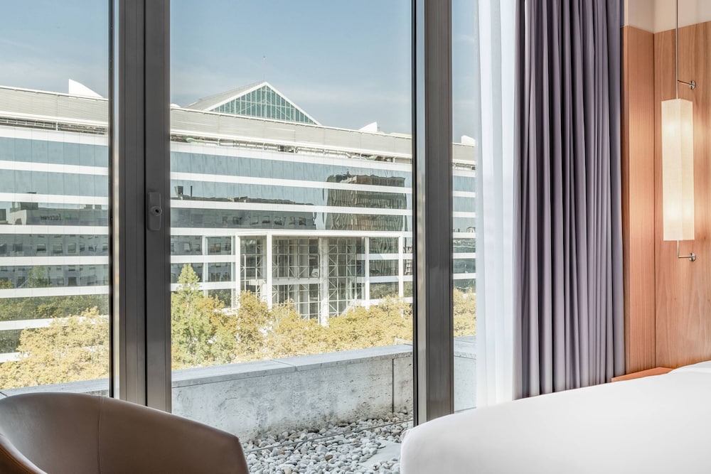 Ac Hotel Diagonal L Illa 36/74