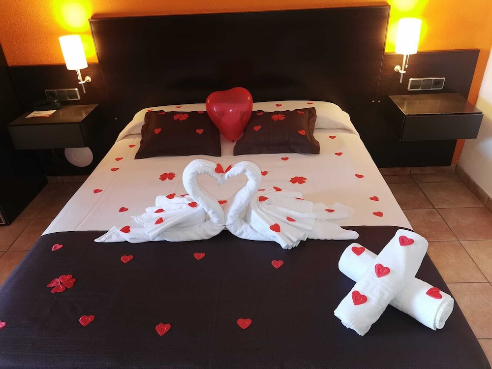 Hotel Pinar del Mar 16/32