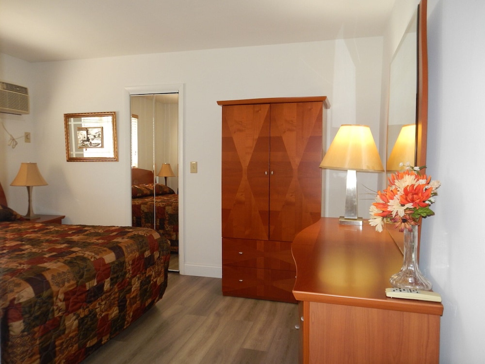 Shell Motel 6/73