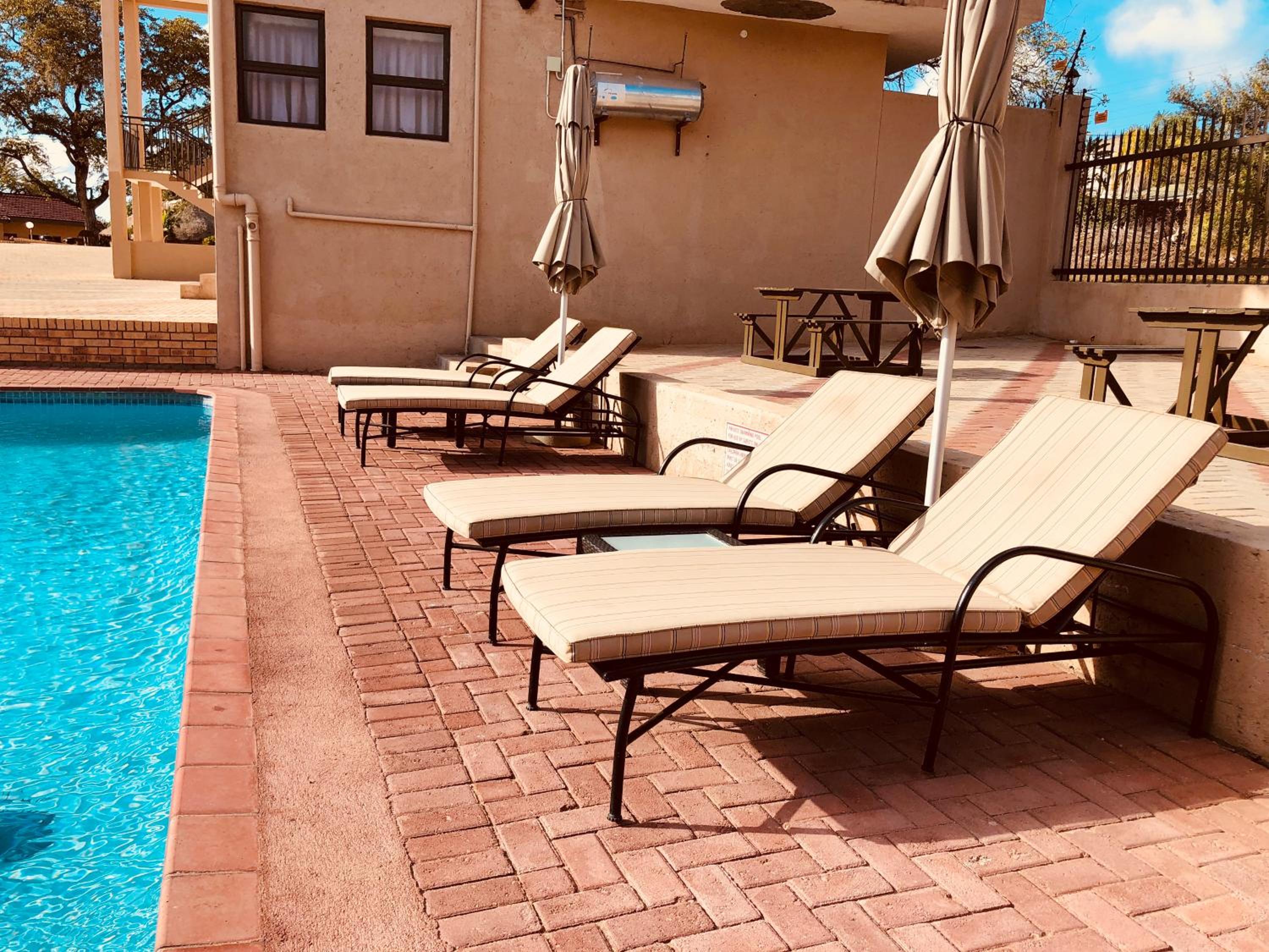 VAHLAVI LODGE 15/30