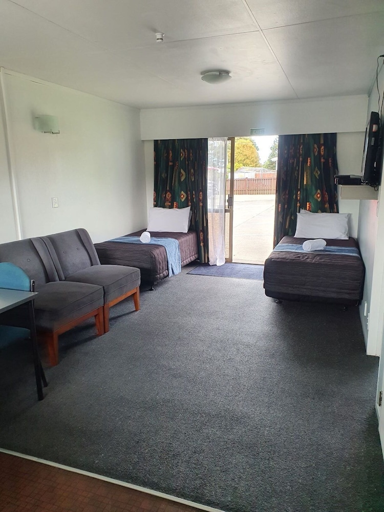 OHAKUNE COURT MOTEL 45/71
