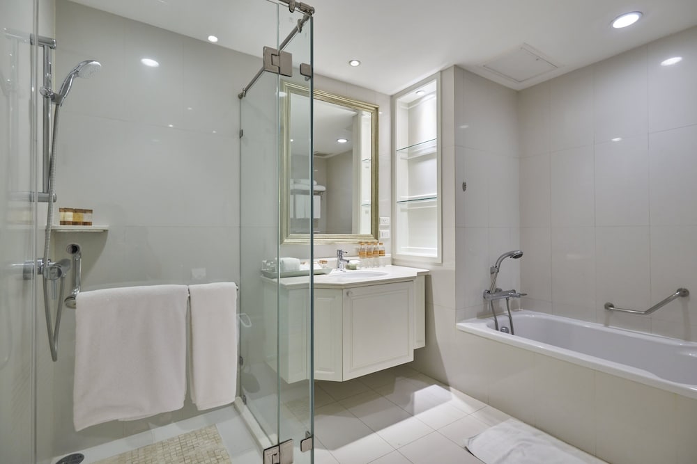 Grande Centre Point Hotel Ratchadamri 7/34