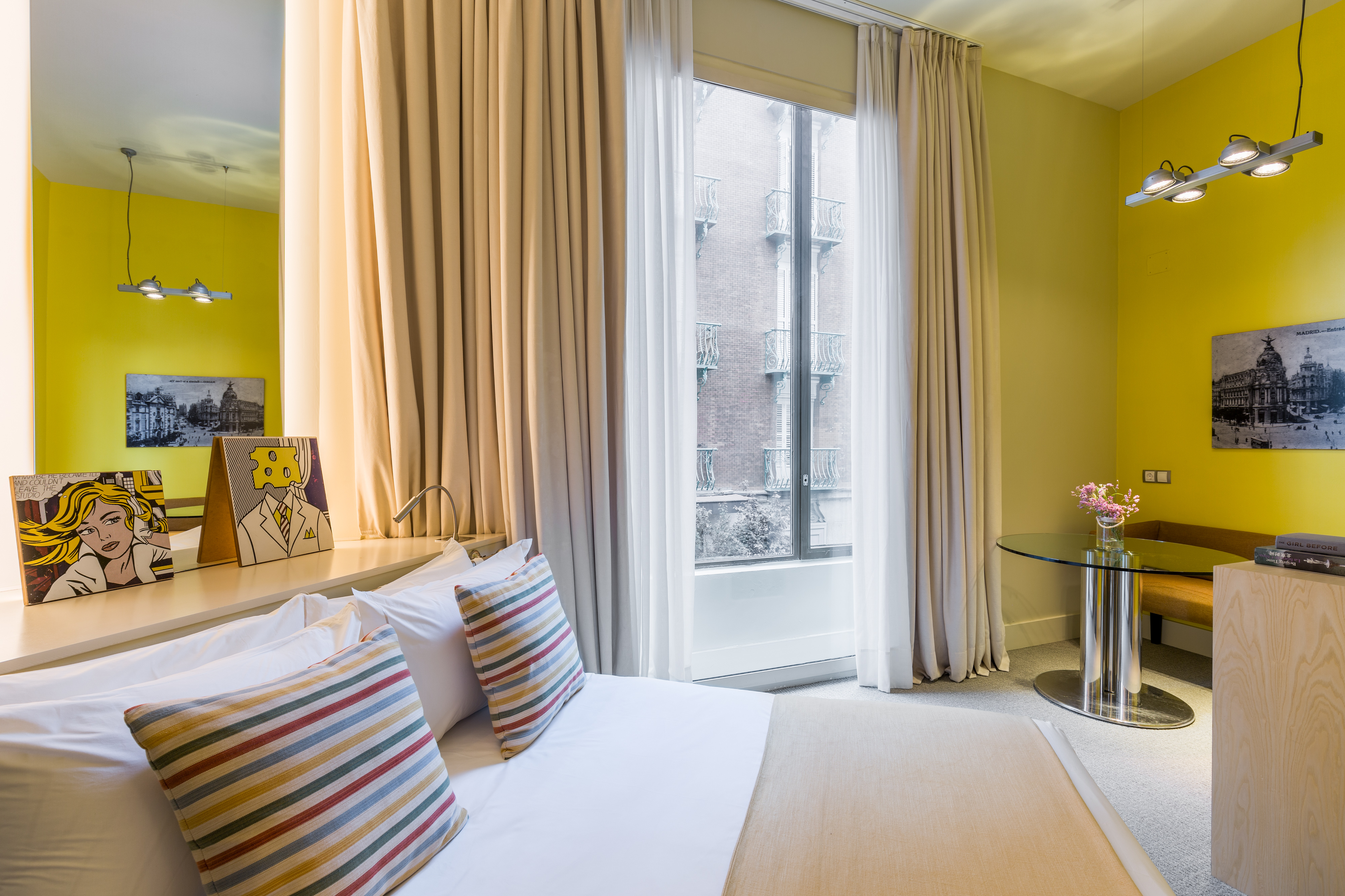 Exterior, Double Bed