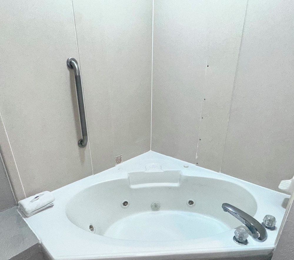 جناح بسريرين كوين، Studio 6 Extended Stay - Savannah, GA - Gateway & I-95 4/5