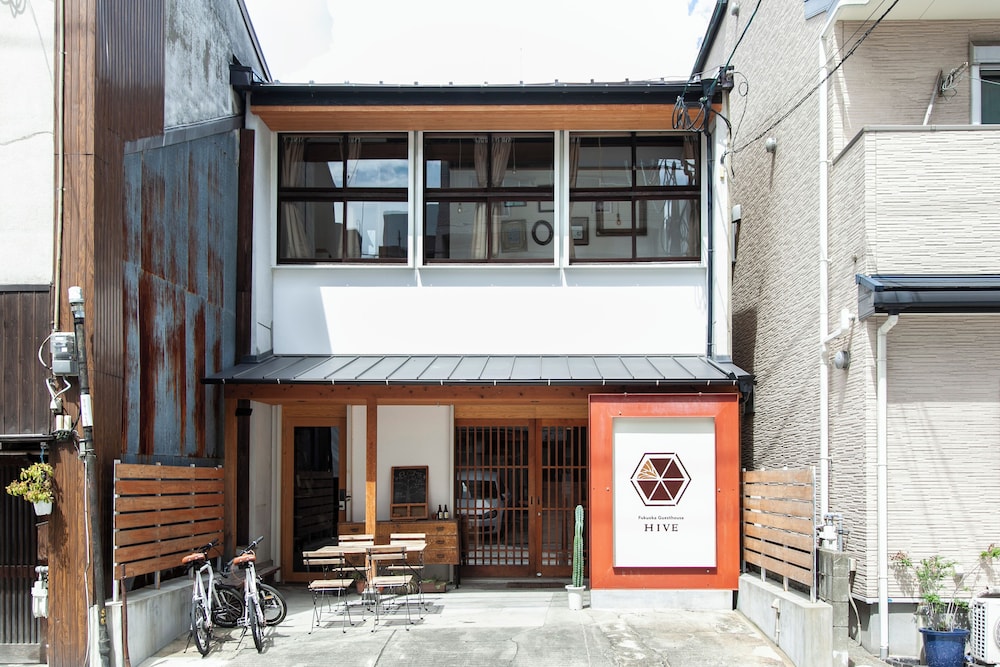 Fukuoka Guesthouse Hive (Ex B&C Gakubuchi) 2/48