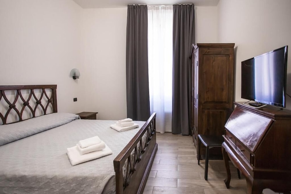 Hotel Amico 5/19