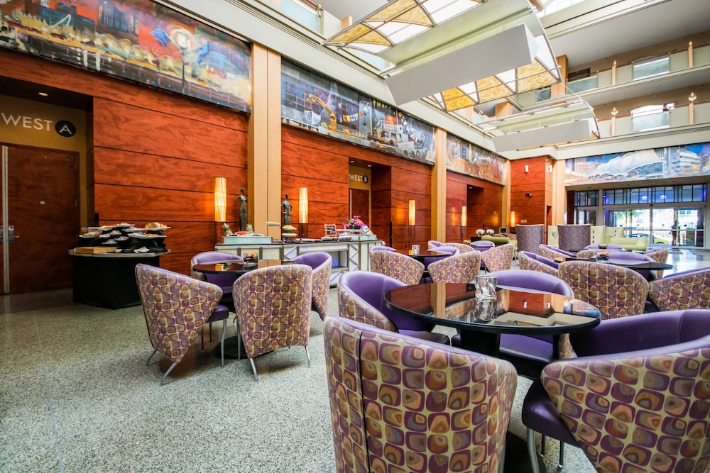 Pier 5 Hotel Baltimore, MD 24/50