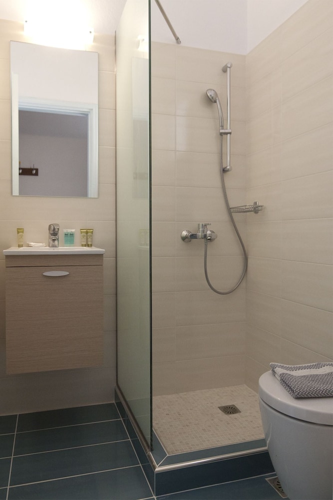 Anatoli Hotel and Spa 67/70