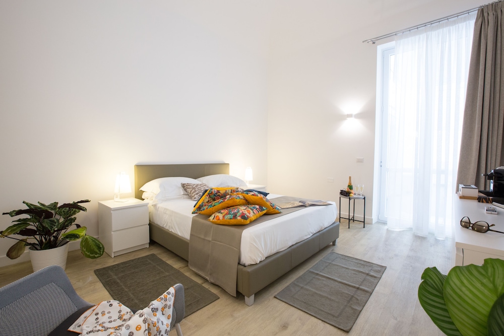 Palermo In Suite Aparthotel Shs 20/52