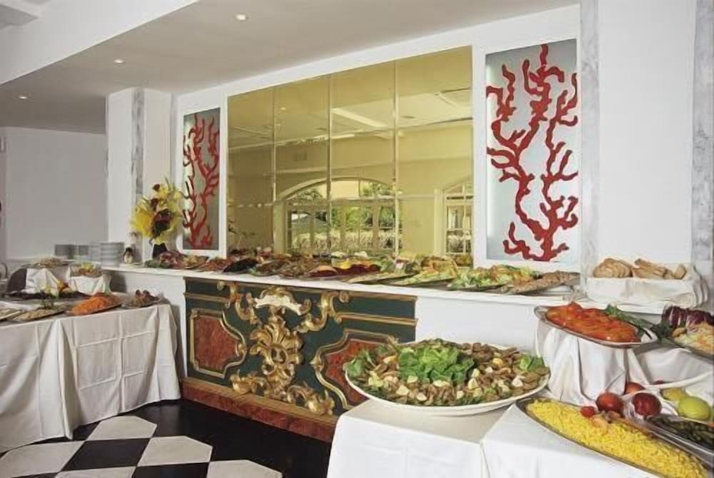 M Glamour Hotel 14/17