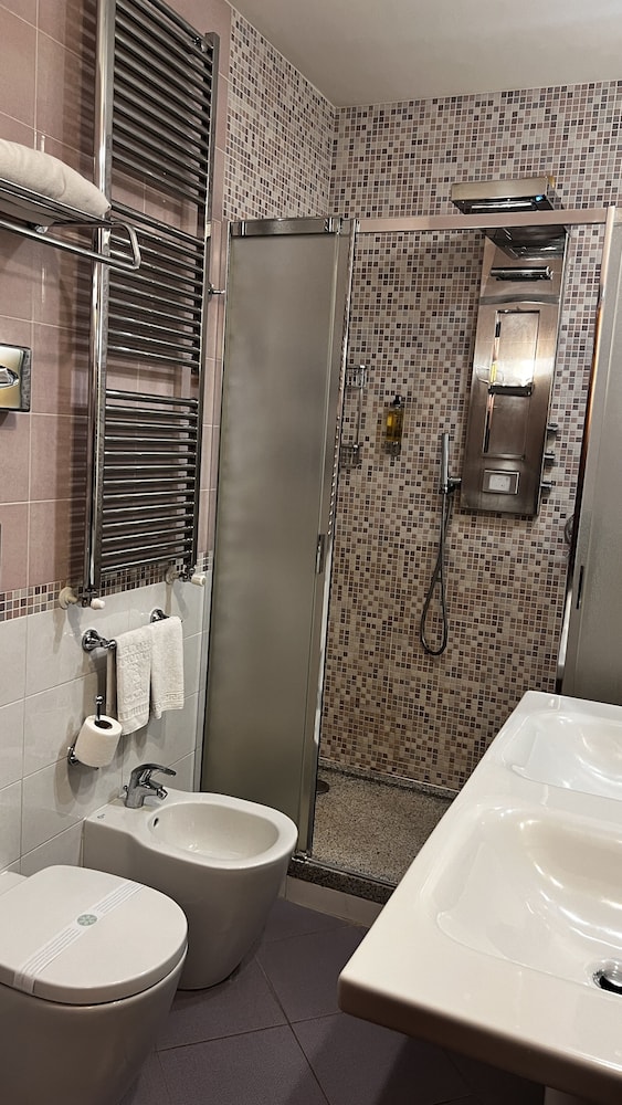 Hotel Vittoria 47/50