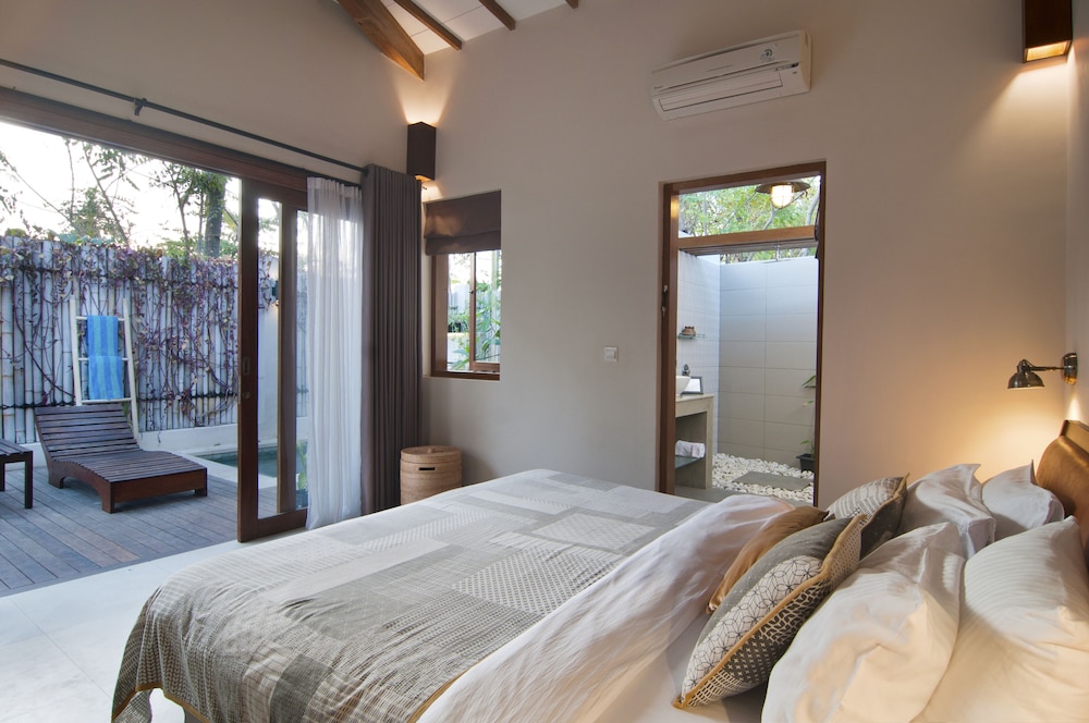 KeRensia Private Pool Villas Gili Air 13/47