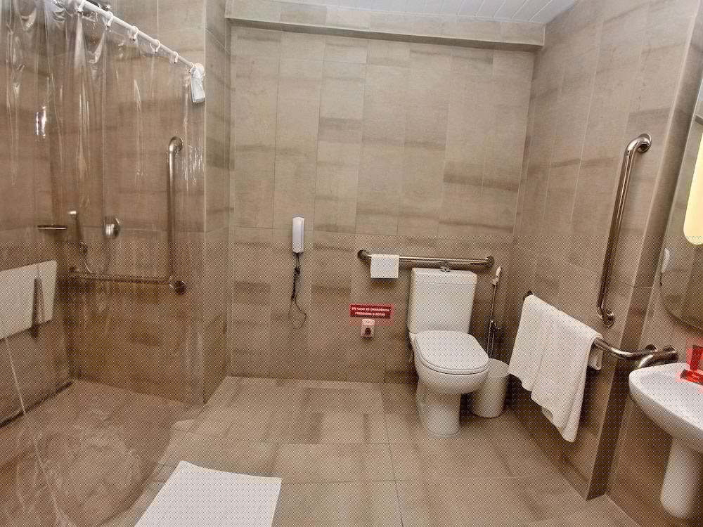 ibis Natal 12/64