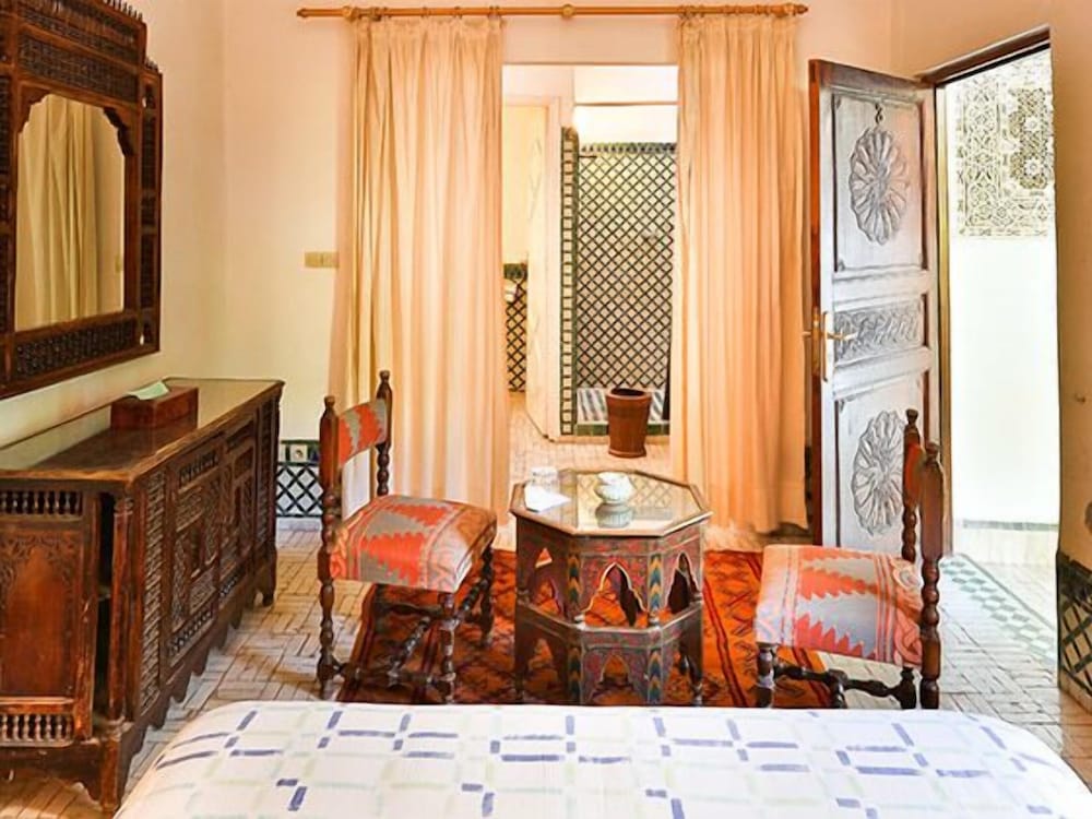 Dar el Assafir 9/69
