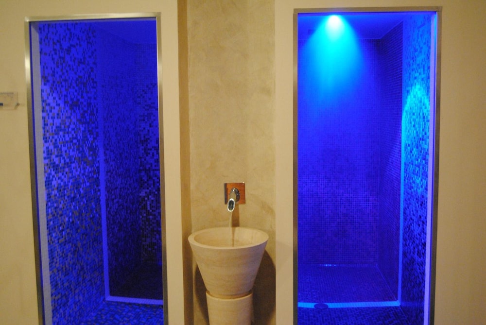 Hotel Relax photo2